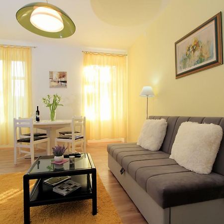 Bivium Daire Otočac Dış mekan fotoğraf